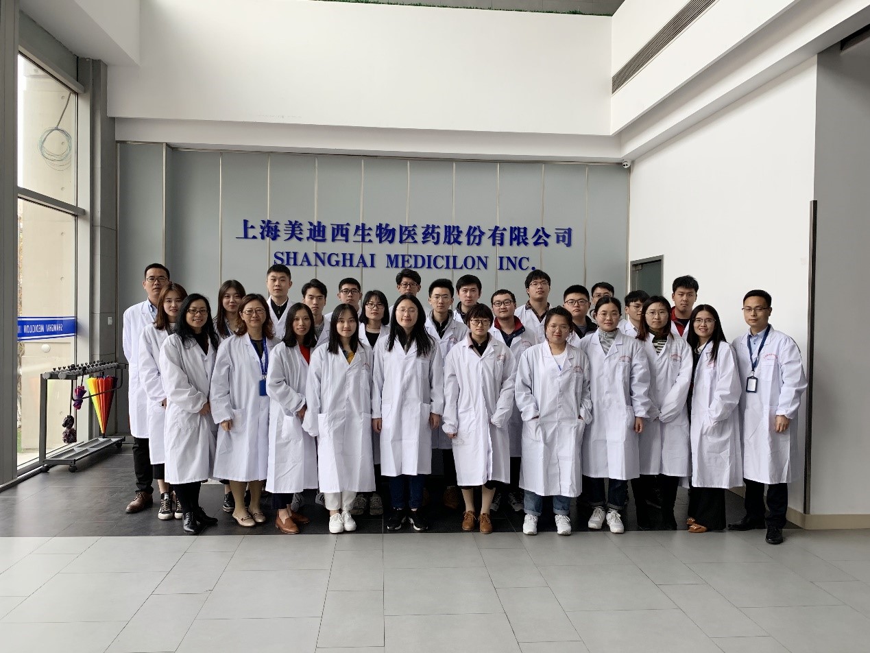 走进不朽情缘mg官网，与学子共话成长